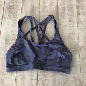 Lululemon free to be serene sports bra size 4